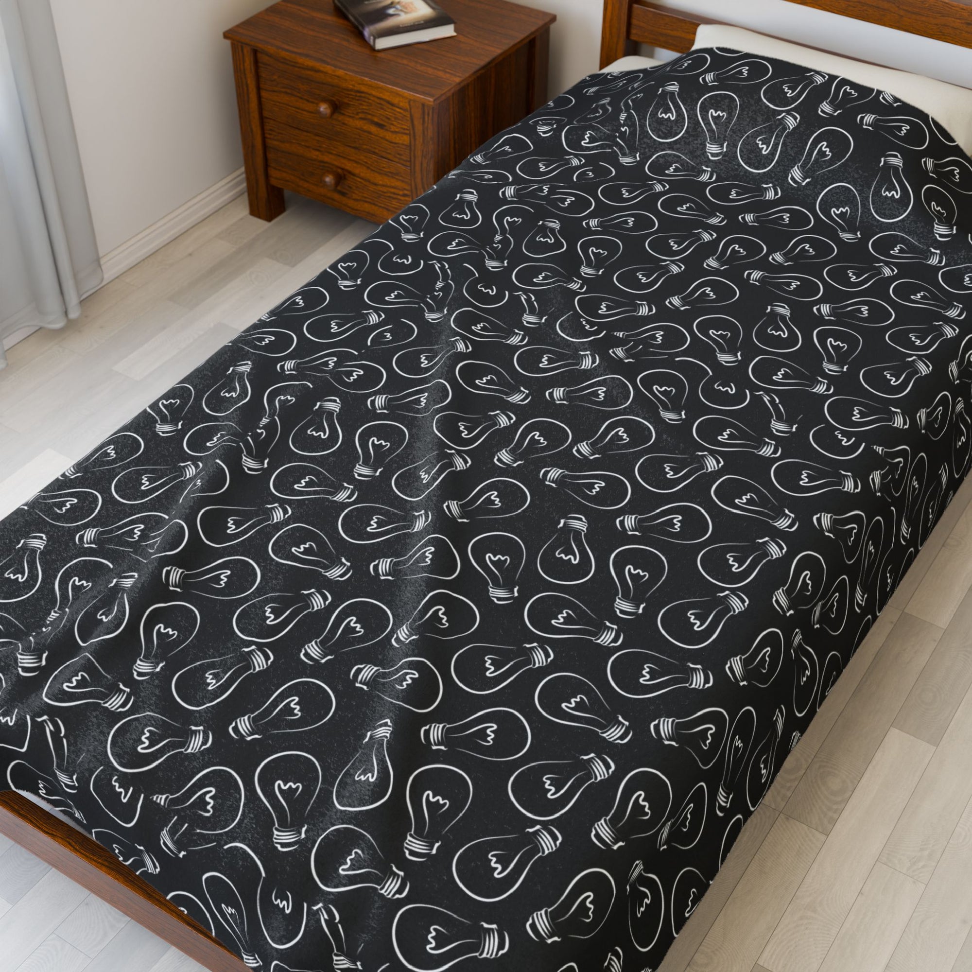 Cozy Velveteen Plush Blanket for Electrician, Soft Throw for Relaxation, Perfect Gift for Birthdays & Holidays