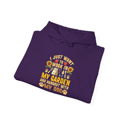 Gardening & Dog Lover Hoodie - Cozy Unisex Sweatshirt for Garden Enthusiasts, Perfect Gift for Pet Owners, Relaxed Style for Outdoors