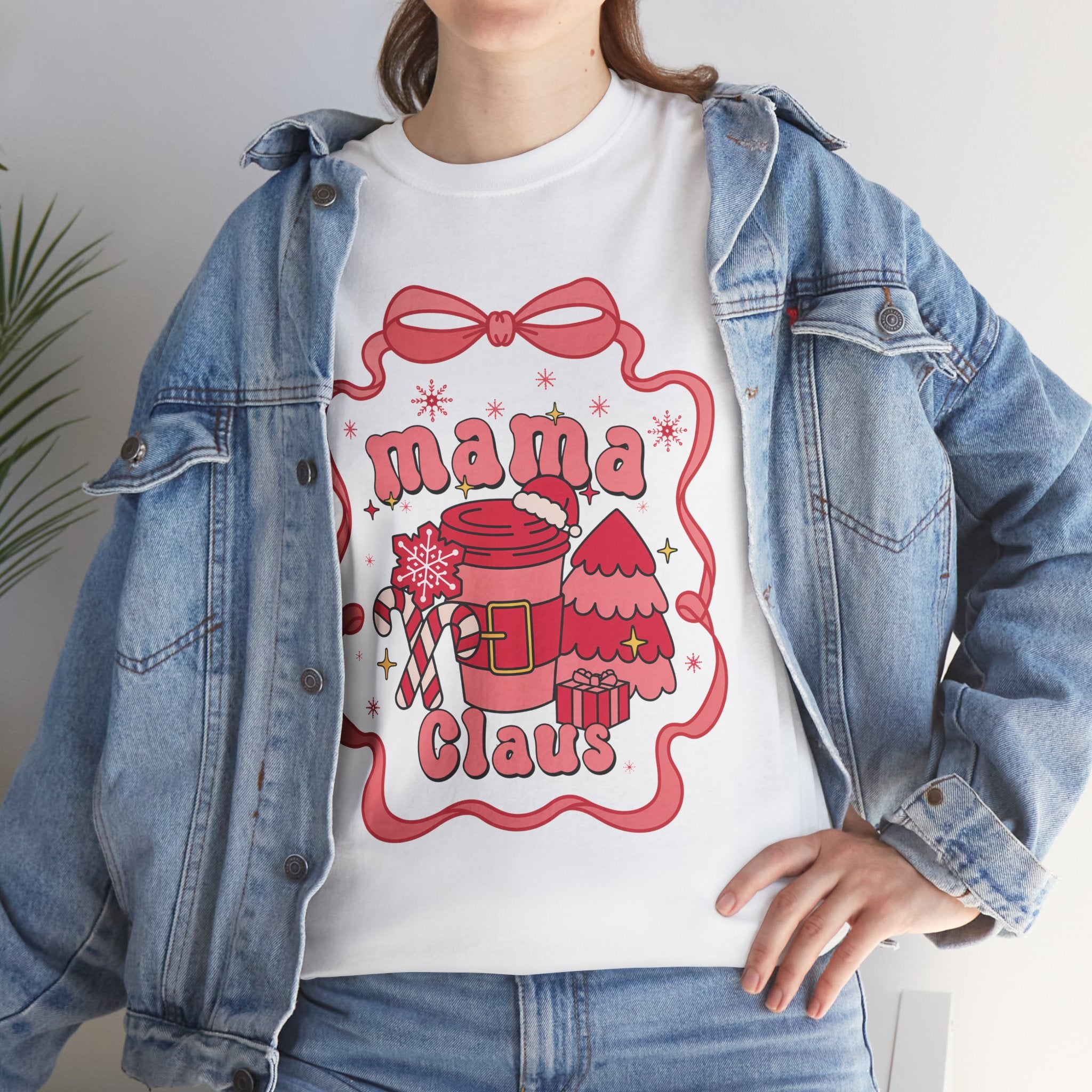Mama Claus T‑Shirt — Festive Holiday Mom Tee