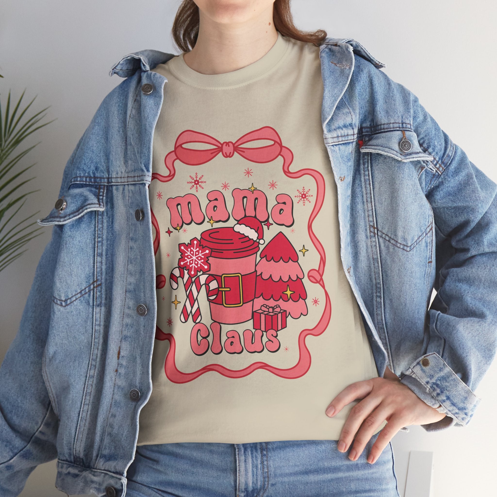 Mama Claus T‑Shirt — Festive Holiday Mom Tee
