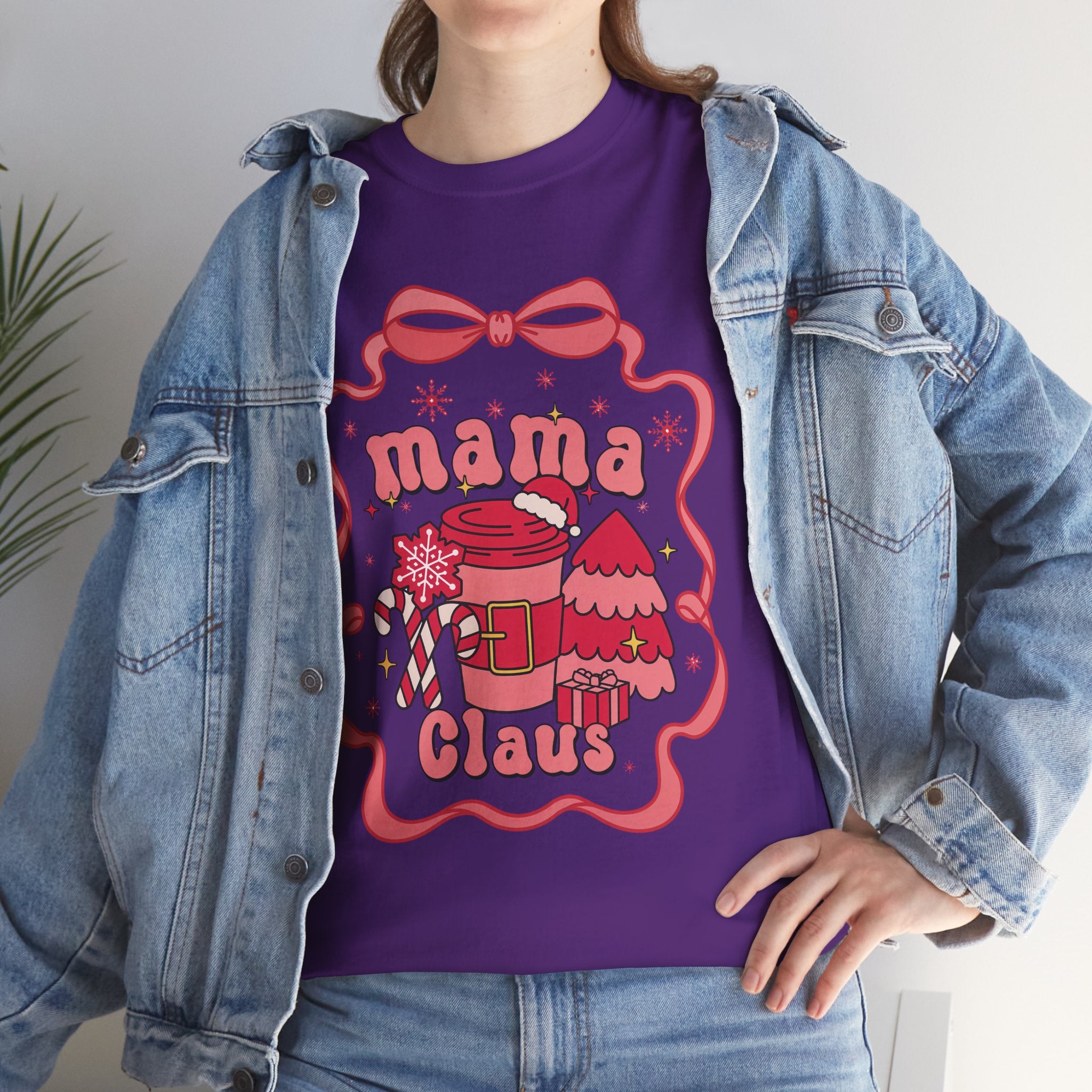 Mama Claus T‑Shirt — Festive Holiday Mom Tee