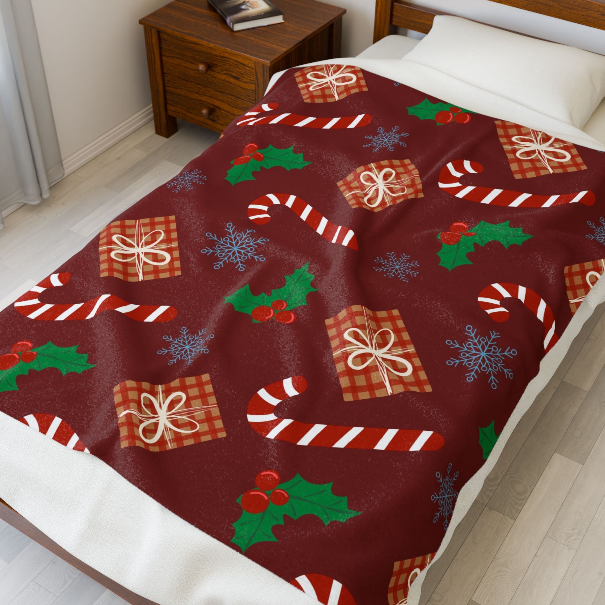 Festive Holiday Throw Blanket, Cozy Plush Blanket for Winter, Christmas Décor, Gift for Home, Snuggle Blanket