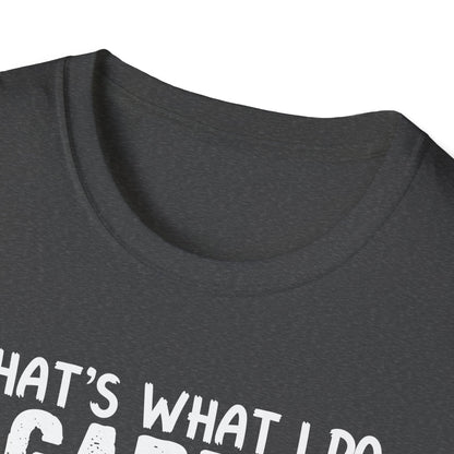 Funny Gardening Dog Lovers Unisex T-Shirt - "That's What I Do" Gardening & Dog Play T-Shirt