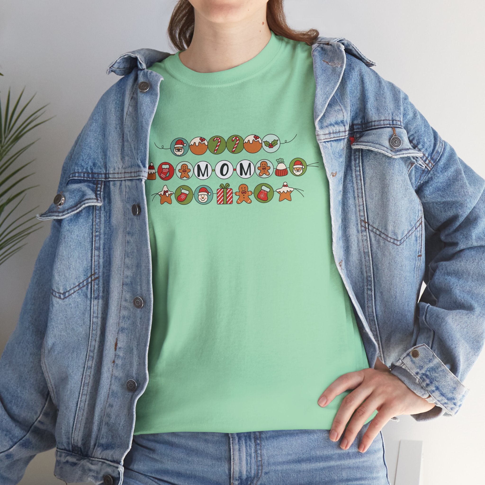 Mom Retro Ornament Graphic Tee