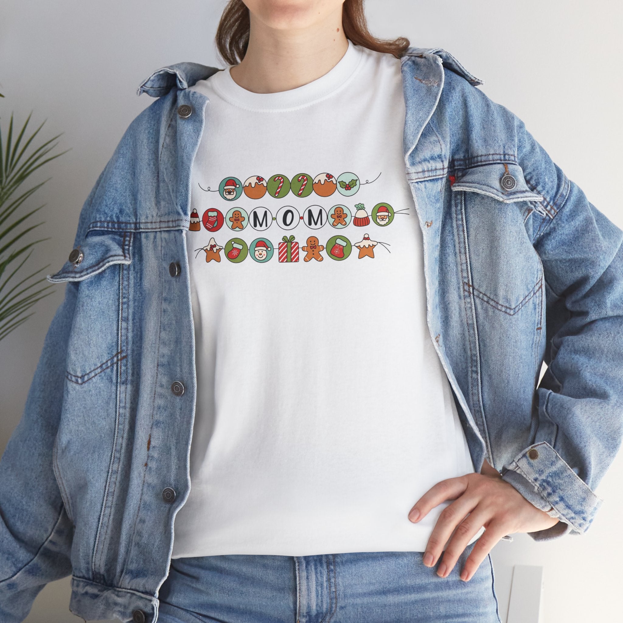 Mom Retro Ornament Graphic Tee