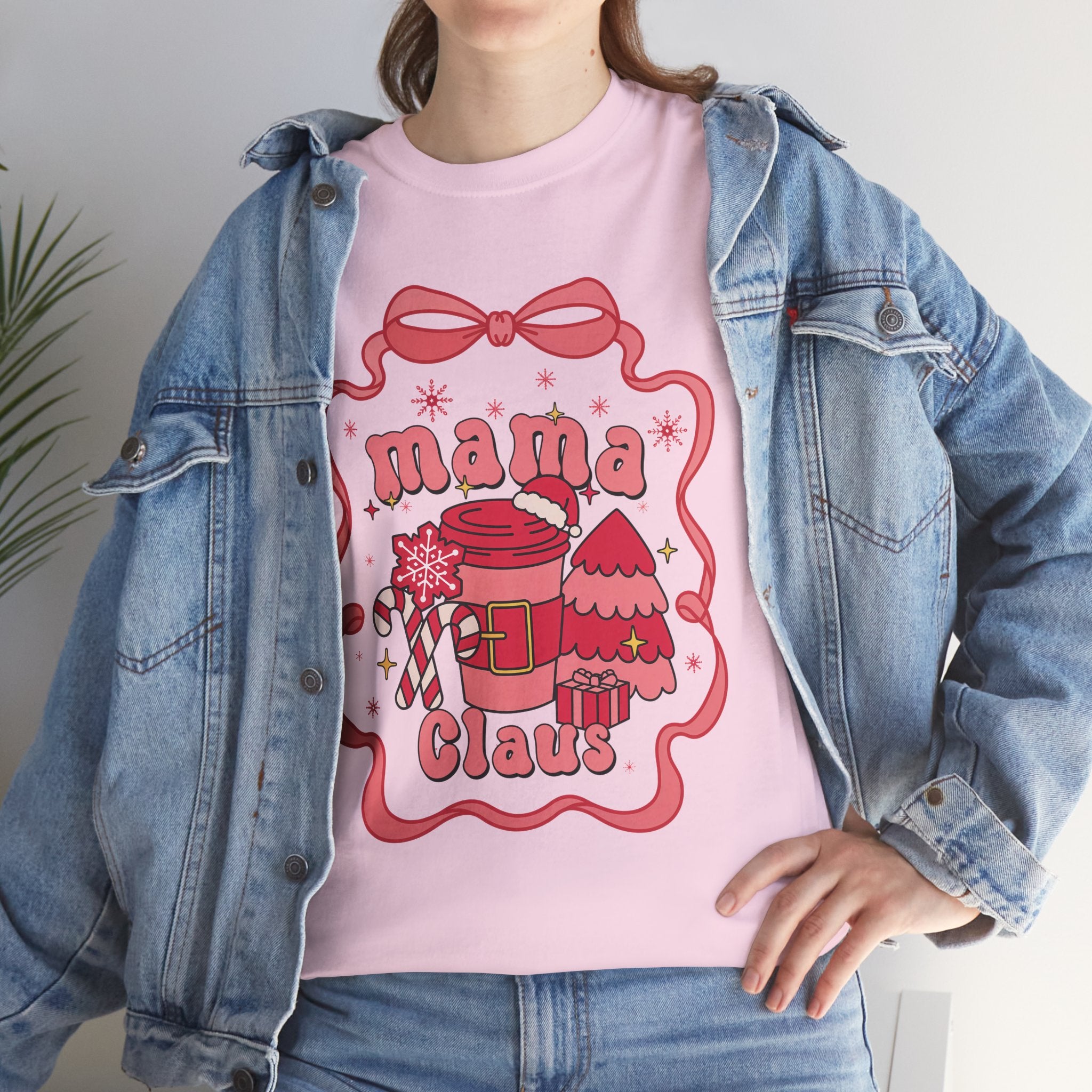Mama Claus T‑Shirt — Festive Holiday Mom Tee