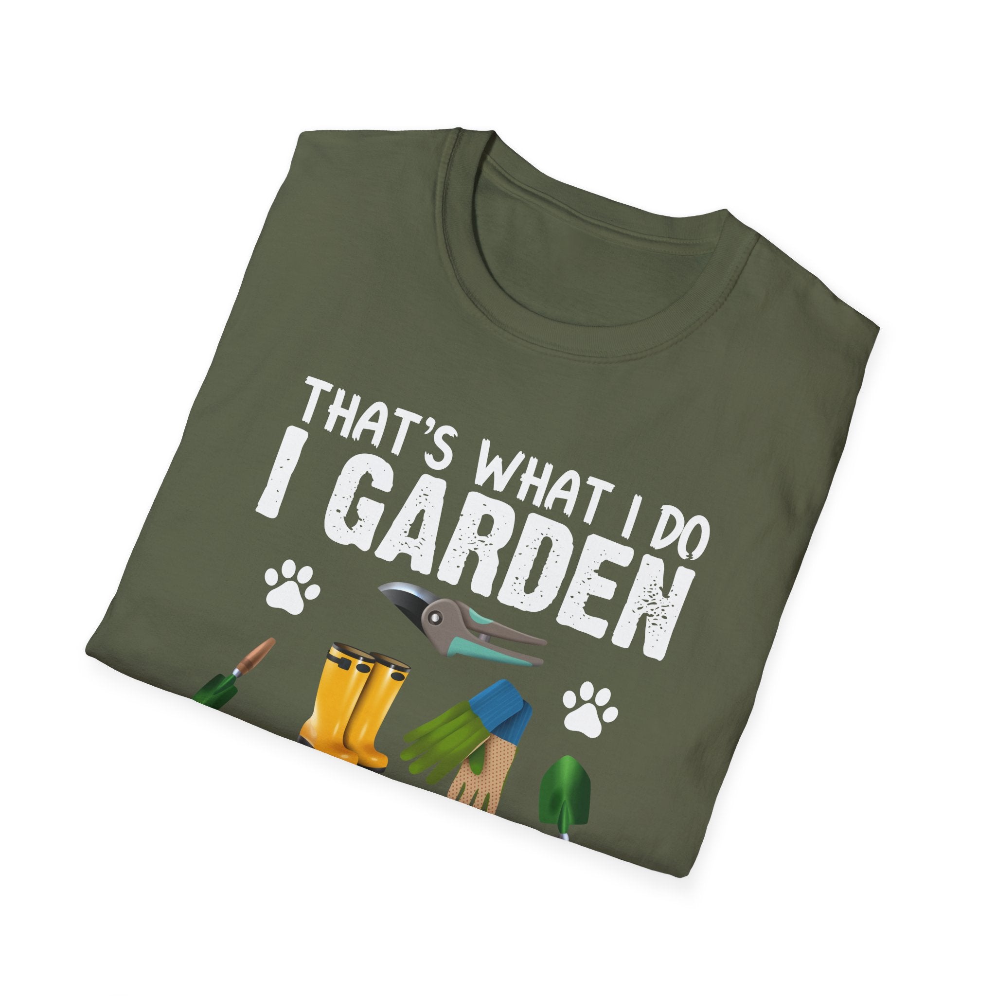 Funny Gardening Dog Lovers Unisex T-Shirt - "That's What I Do" Gardening & Dog Play T-Shirt